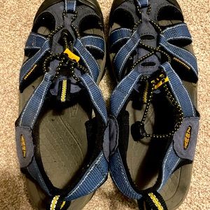 Keen Blue Sandals 9.5 VGUC